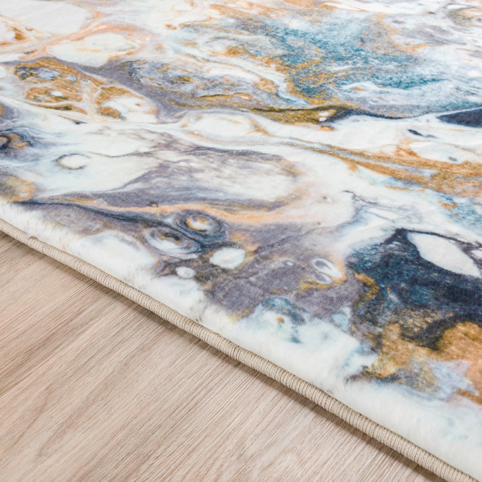 Kikiamo Area Rug