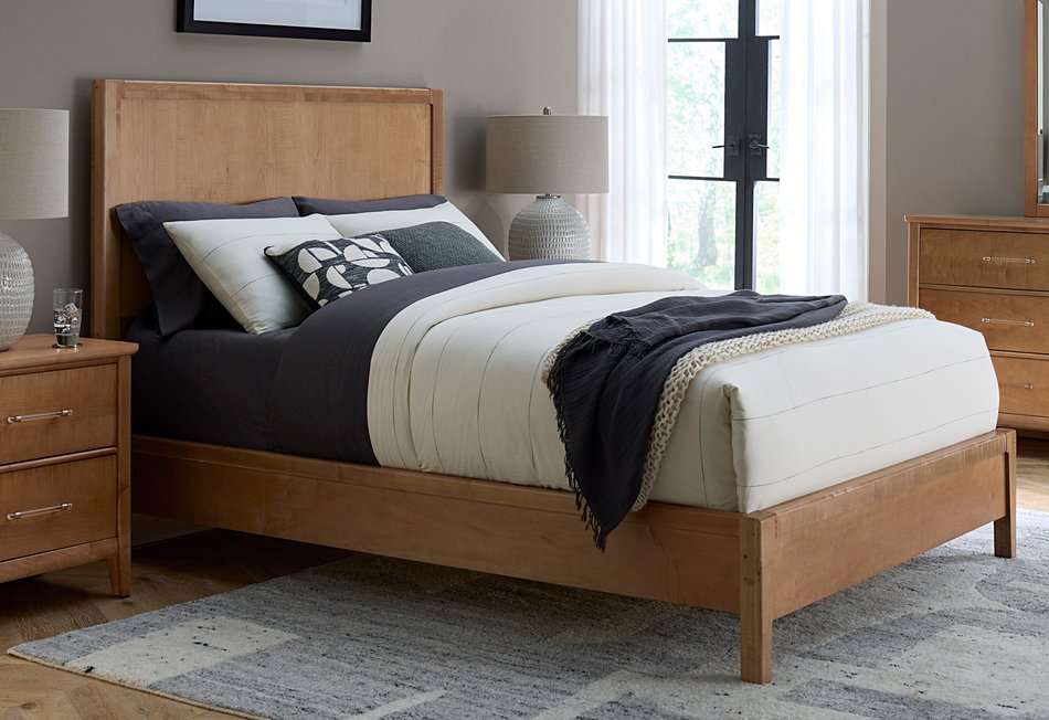 NordHaven Queen Panel Bed