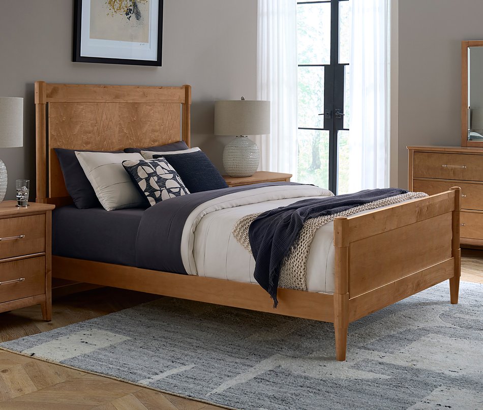 NordHaven Queen Post Bed