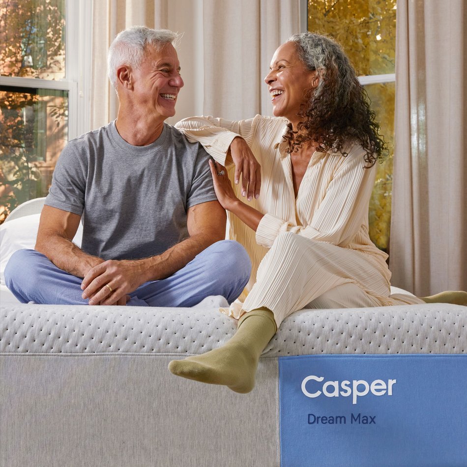 Casper Dream Max Hybrid Medium Plush Cal King Mattress